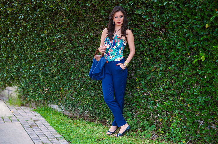 Fashion-Floral-Print-&-Navy-Jumpsuit-by-Sonia-Valdes_0441