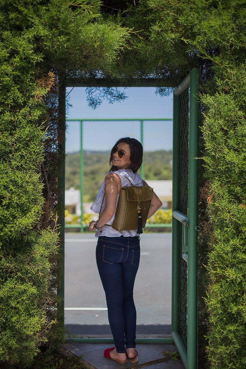 Combinación De Colores Clásicos En Un look Moderno Rojo, Azul y Blanco