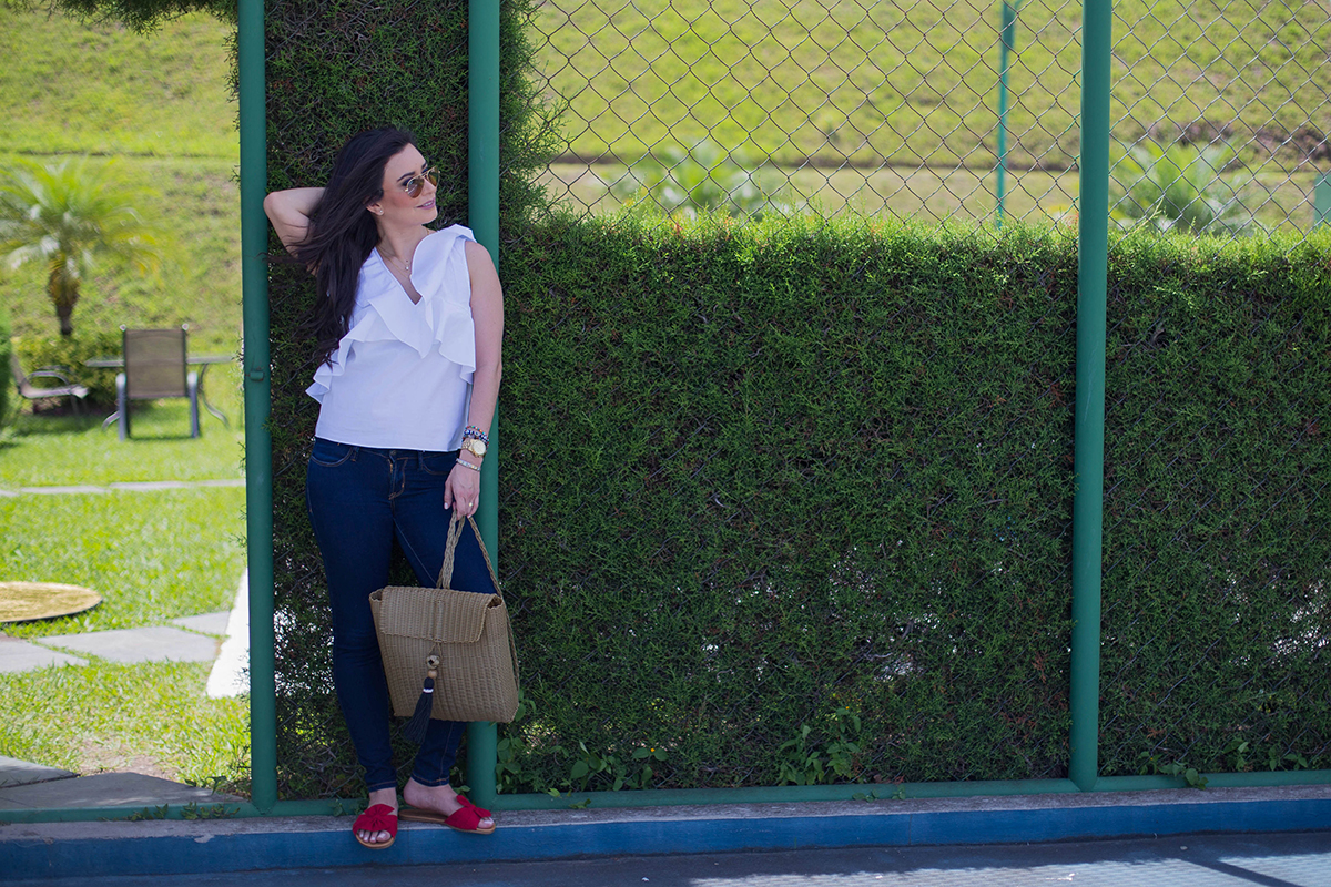 Combinación De Colores Clásicos En Un look Moderno Rojo, Azul y Blanco