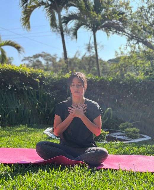 Sonia Valdes Meditando - 520x642px